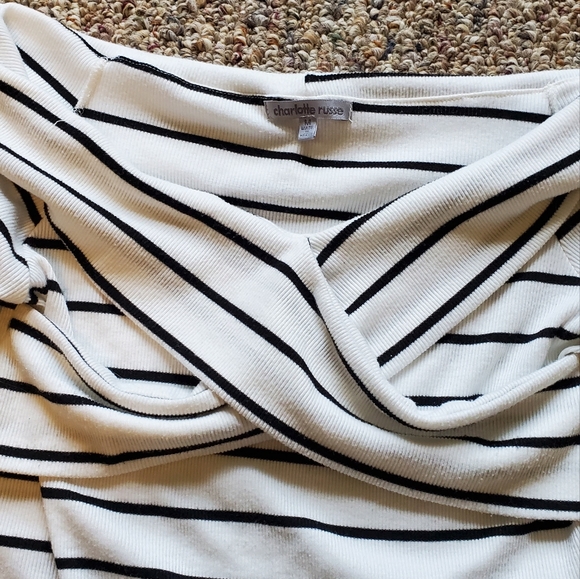 SOLDOff shoulder shirt m - Picture 3 of 3